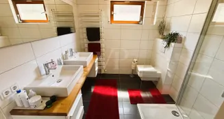 von_poll_real_estate_property_25200012_image_23