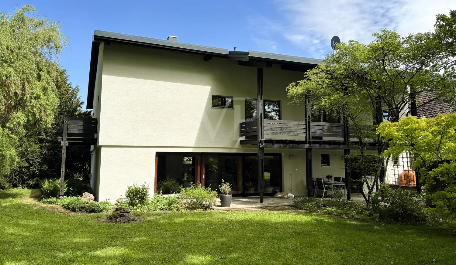 Villa mit Park in ländlicher Umgebung