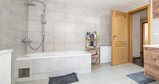 von_poll_real_estate_property_24201021_image_7