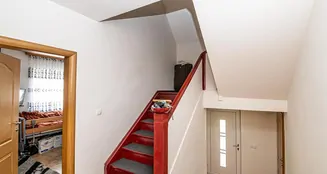 von_poll_real_estate_property_24201021_image_20