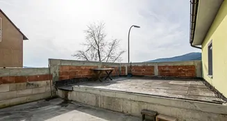 von_poll_real_estate_property_24201021_image_4