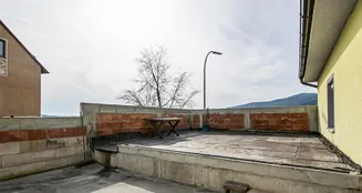 von_poll_real_estate_property_24201021_image_4