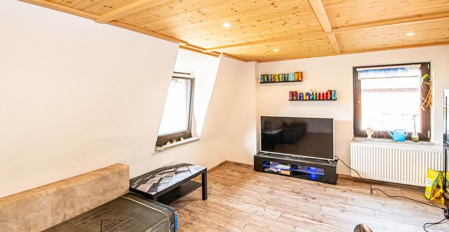 Wohnung_3_DG_Wohnzimmer (1)