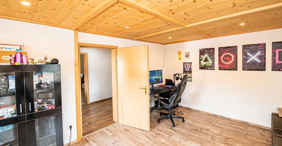 Wohnung_3_DG_Wohnzimmer (2)