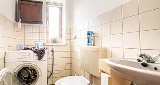 von_poll_real_estate_property_24201025_image_16