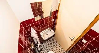 von_poll_real_estate_property_24201029_image_18