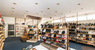 von_poll_real_estate_property_24201029_image_6