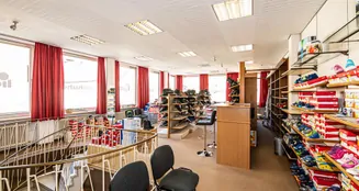 von_poll_real_estate_property_24201029_image_9