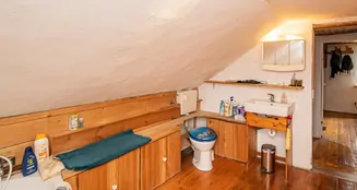 von_poll_real_estate_property_25201115_image_11