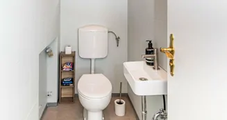 von_poll_real_estate_property_26201018_image_19