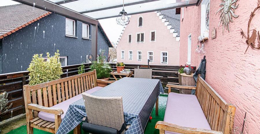 OG_Küche_mit_Zugang_Terrasse(5)