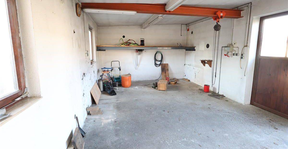 Werkstatt Garage