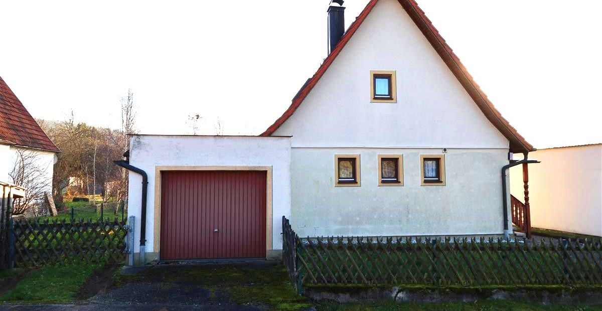 Haus mit Garage