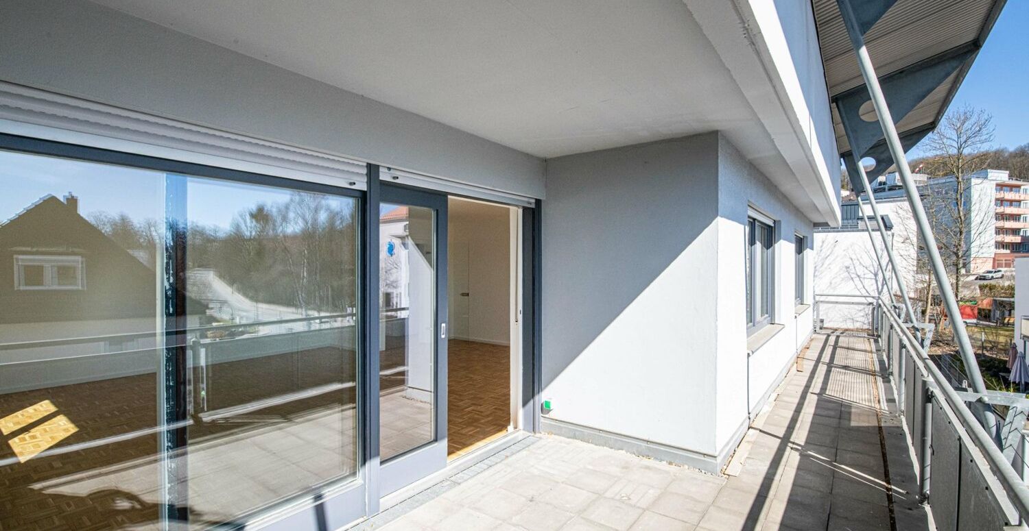 2_Obergeschoss_Balkon_mit_Zugang_Wohnzimmer(2)