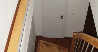 von_poll_real_estate_property_25201019_image_32