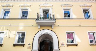 von_poll_real_estate_property_25201019_image_2