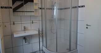 von_poll_real_estate_property_25201019_image_18
