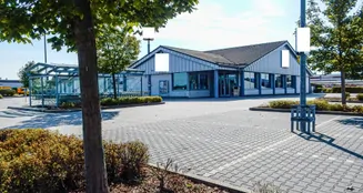 von_poll_real_estate_property_25201021_image_0