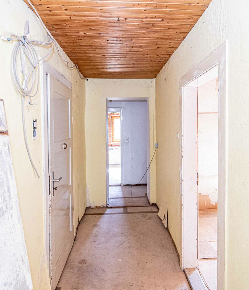 OG_Wohnung_links_Flur