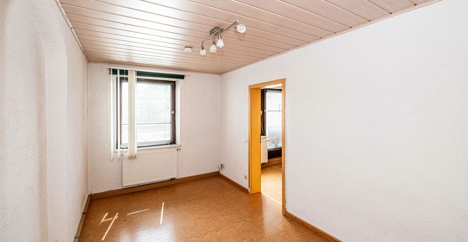 OG_Wohnung_rechts_Zimmer_1