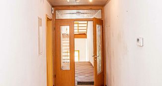 von_poll_real_estate_property_25201034_image_24
