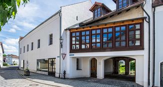 von_poll_real_estate_property_25201034_image_1