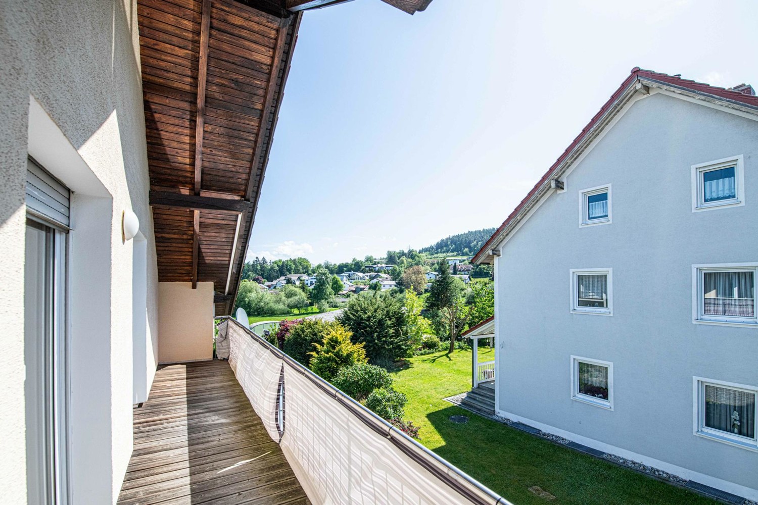 OG_Balkon_Zugang_zum_Wohnzimmer_und_Kche(1)