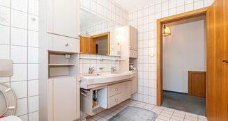 von_poll_real_estate_property_25201037_image_15