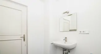 von_poll_real_estate_property_25201029_image_23