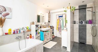 von_poll_real_estate_property_25201029_image_24