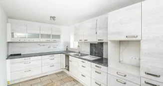 von_poll_real_estate_property_25201029_image_18