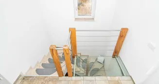 von_poll_real_estate_property_25201029_image_24