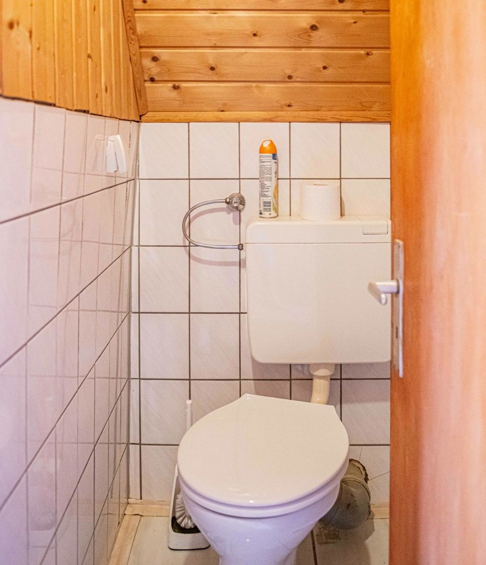 DG_WC