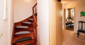 von_poll_real_estate_property_25201033_image_24