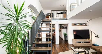 von_poll_real_estate_property_25201068_image_0