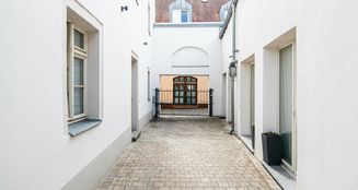 von_poll_real_estate_property_25201068_image_28