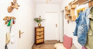 von_poll_real_estate_property_25201046_image_7