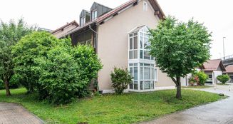 von_poll_real_estate_property_25201046_image_18