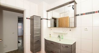 von_poll_real_estate_property_25201049_image_28