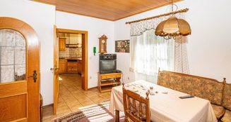 von_poll_real_estate_property_25201052_image_23