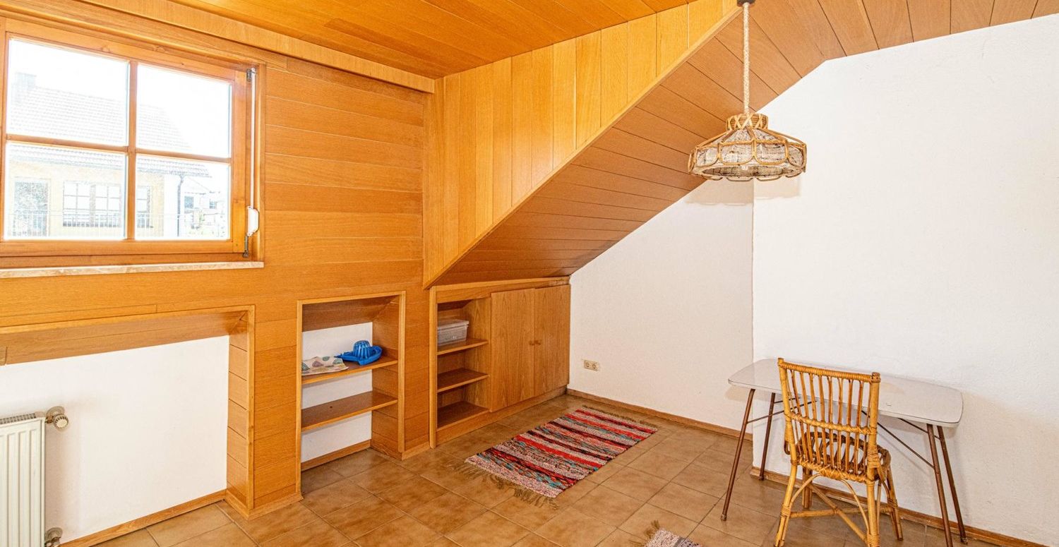 DG_Esszimmer_mit_Zugang_zur_Kche(1)