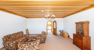 von_poll_real_estate_property_25201052_image_17