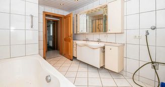 von_poll_real_estate_property_25201043_image_17