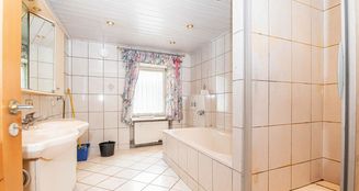 von_poll_real_estate_property_25201043_image_16