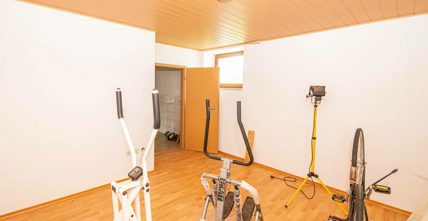 Einliegerwohnung_EG_Schlafzimmer(2)