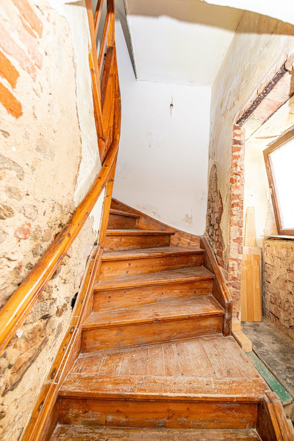 EG_Treppe_zum_OG