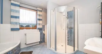 von_poll_real_estate_property_25201063_image_18