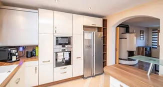 von_poll_real_estate_property_25201063_image_17