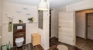 von_poll_real_estate_property_25201063_image_26