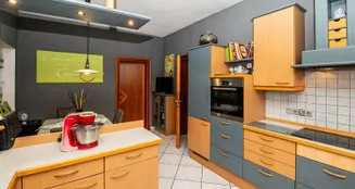 von_poll_real_estate_property_25201118_image_15